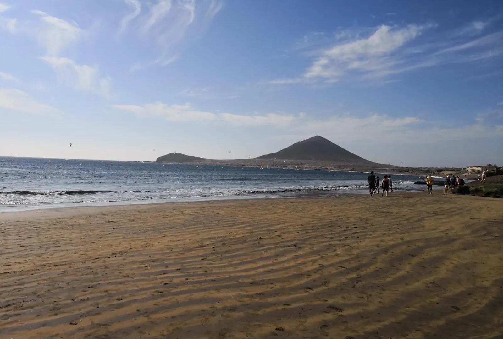 Large Beachfront Apartment Medano El Medano   El Medano (Tenerife)